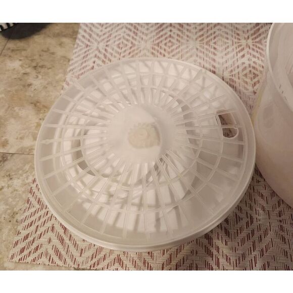 SL Kitchen accessories, salad bowl, spatulas, pot holders, peeler... - Picture 8 of 12